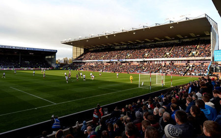 仿佛置身于 仿佛置身于